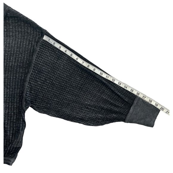 Free People We The Free South Side Thermal V-Neck Gray Black V-Neck XS‎ $68 - Picture 9 of 13